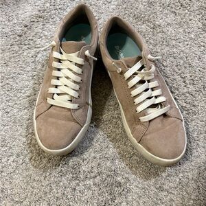 Dr. Scholl's Tan Sneakers